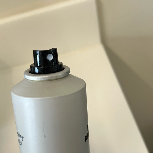 NEW Four Reasons Elastic Volume Spray - Picture 3 of 3